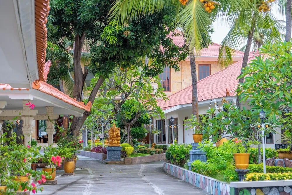 Grand Melka Hotel