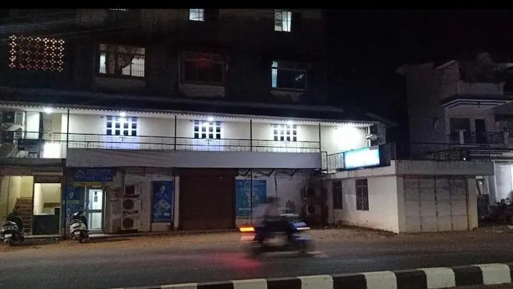 Advika guest house