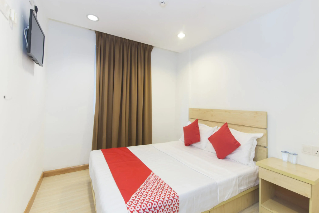 Standard Double room (full double bed)
