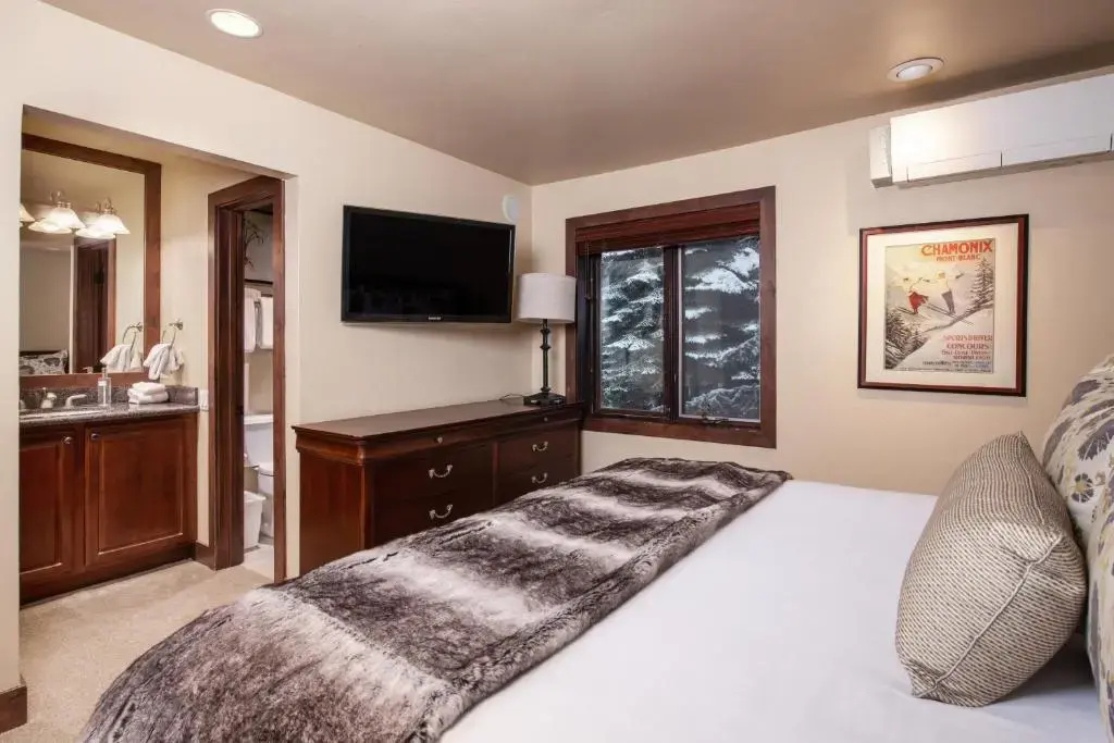 Deluxe Apartment