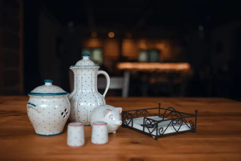 Food & Beverage