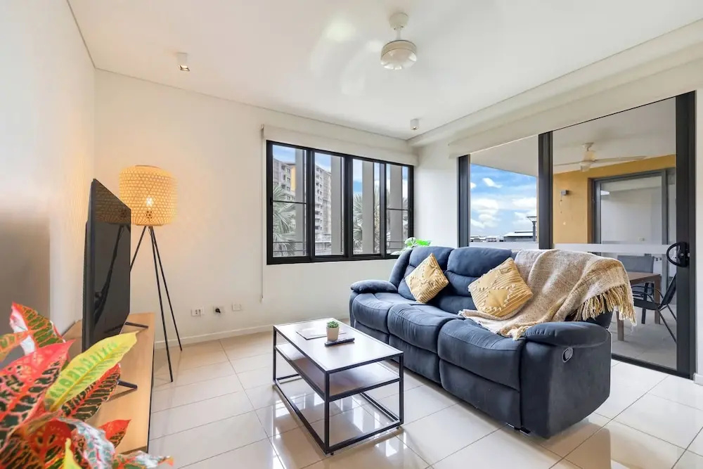 1 Bedroom Apartment with garden view