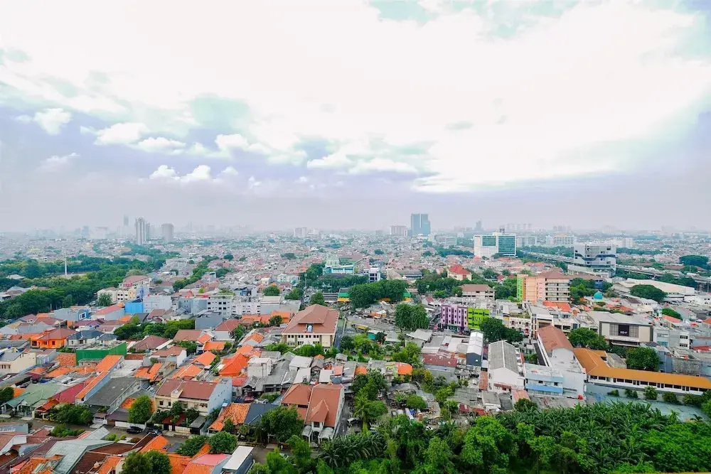 Modern And Homey 2Br At Green Pramuka City Apartment