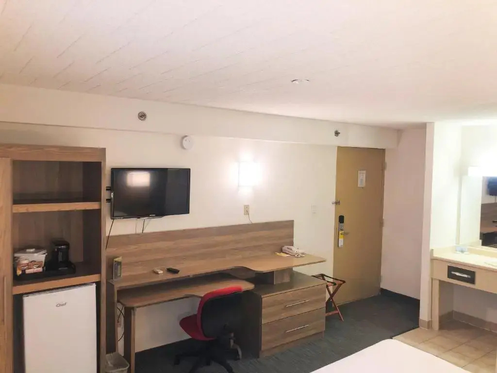 Days Inn & Suites by Wyndham Niagara Falls Centre St. By the Falls - Chambres