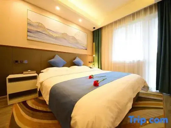 Deluxe Double room (full double bed)