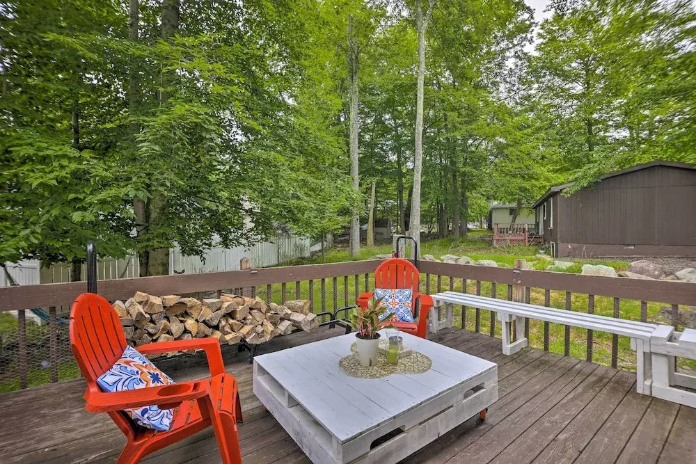 7 Mi to Tobyhanna State Park: Quiet Retreat!