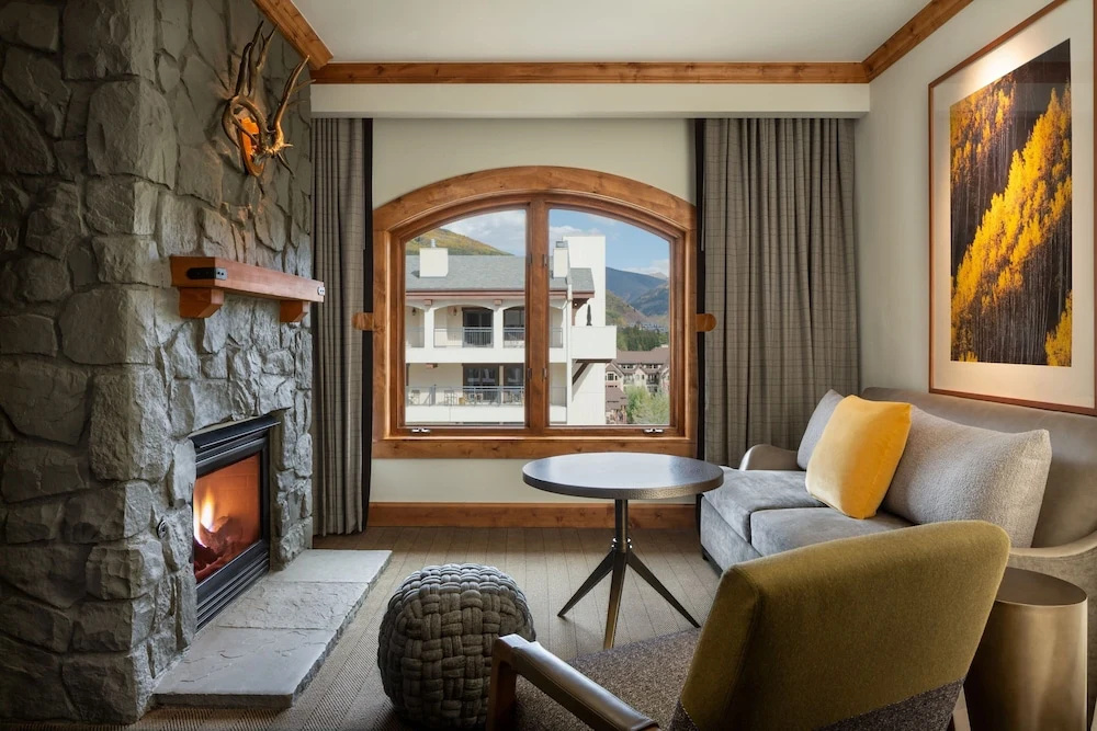 1 Bedroom Suite