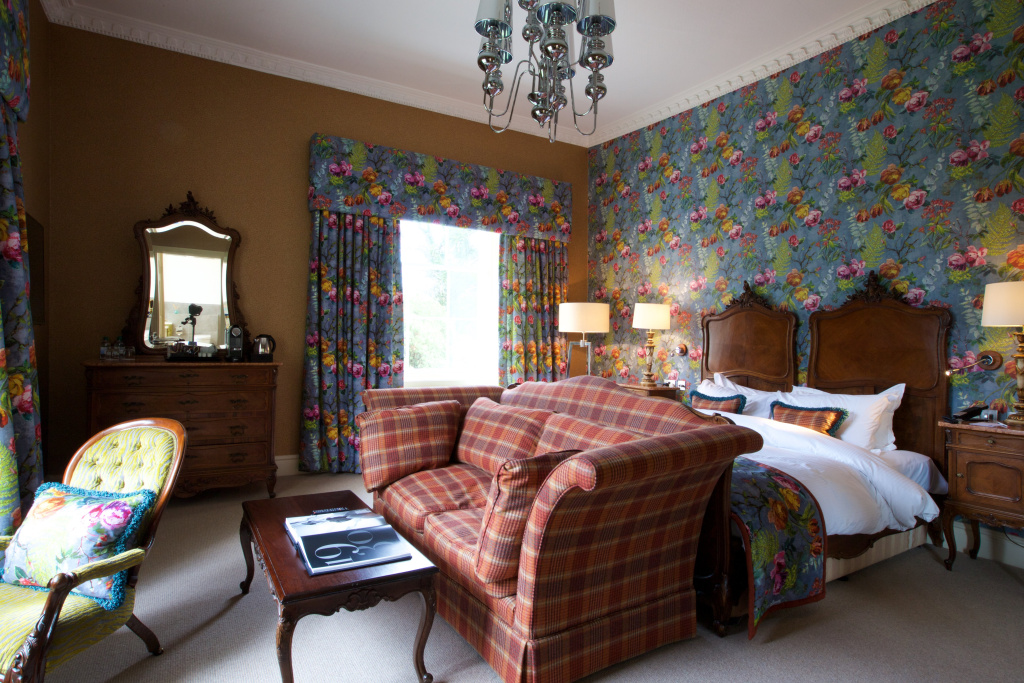Storrs Hall Hotel - Général