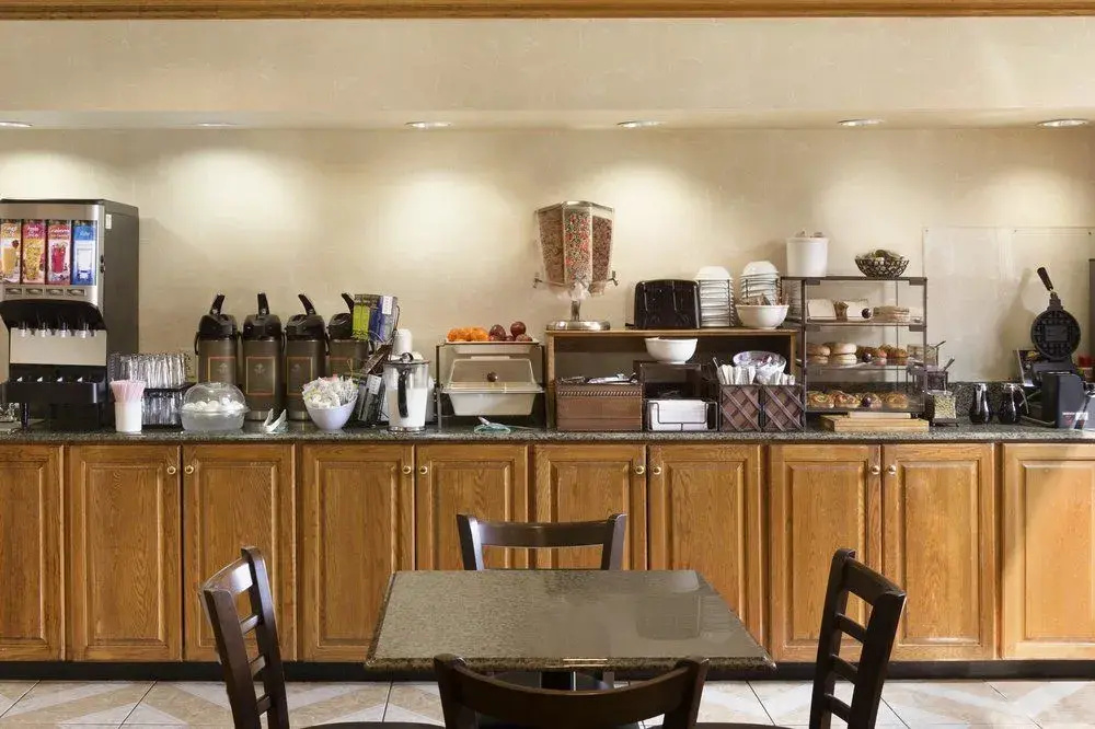 Food & Beverage