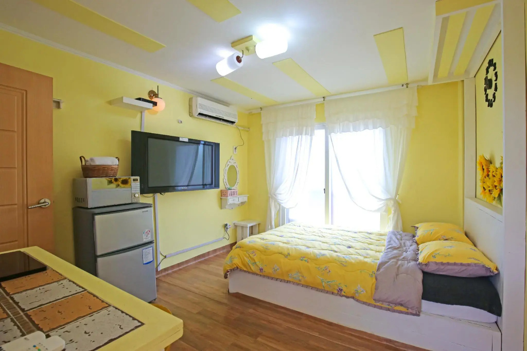 Royal room