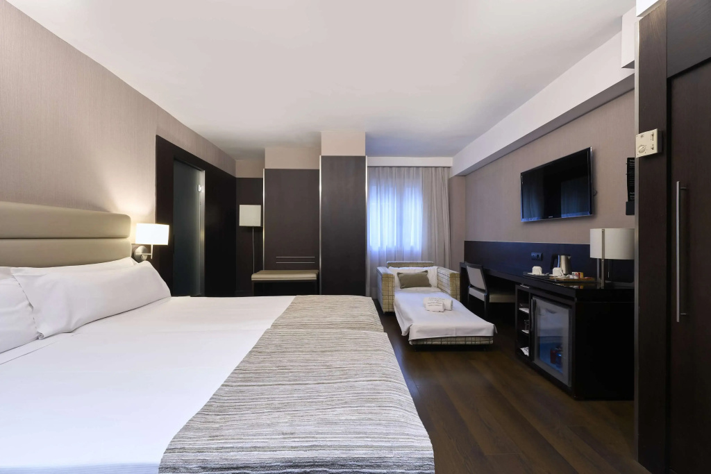 Отель Catalonia Rigoletto Hotel в Барселоне