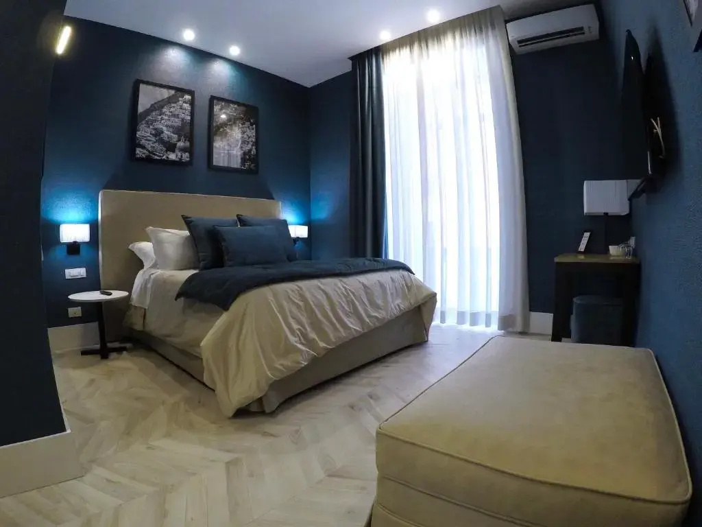 Standard Double room with balcony (full double bed)