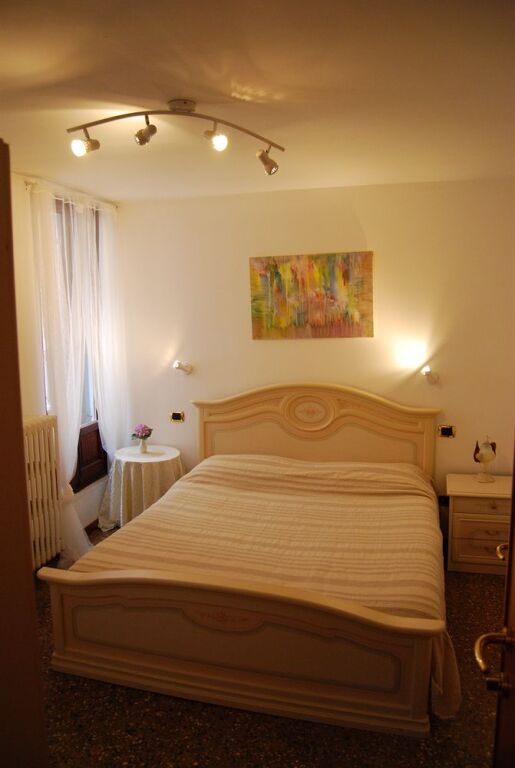 gallery_image_hidden_30