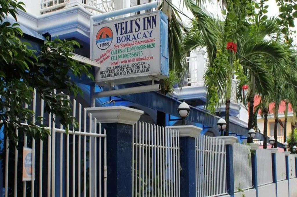 Velis Inn