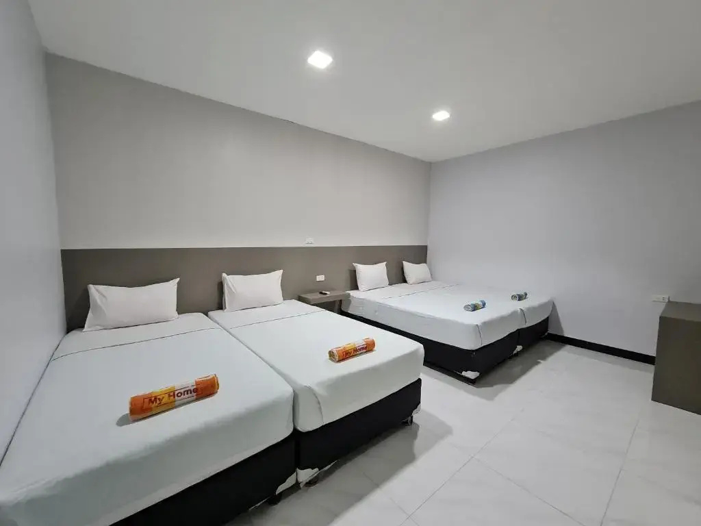 Standard Quadruple room