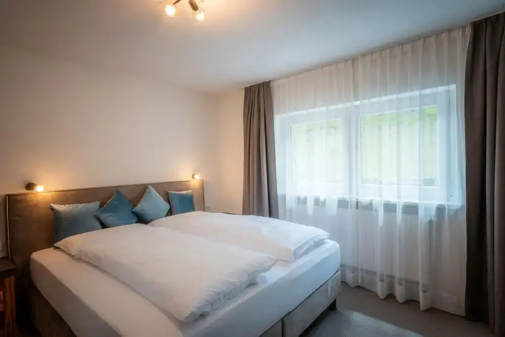 Classic Double room (full double bed)