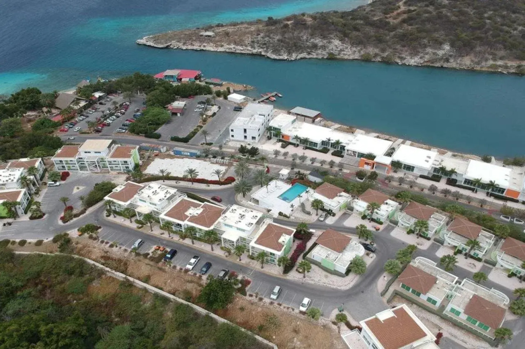 Beach & Waterfront