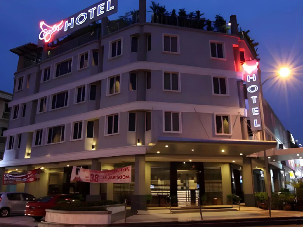 Country Hotel