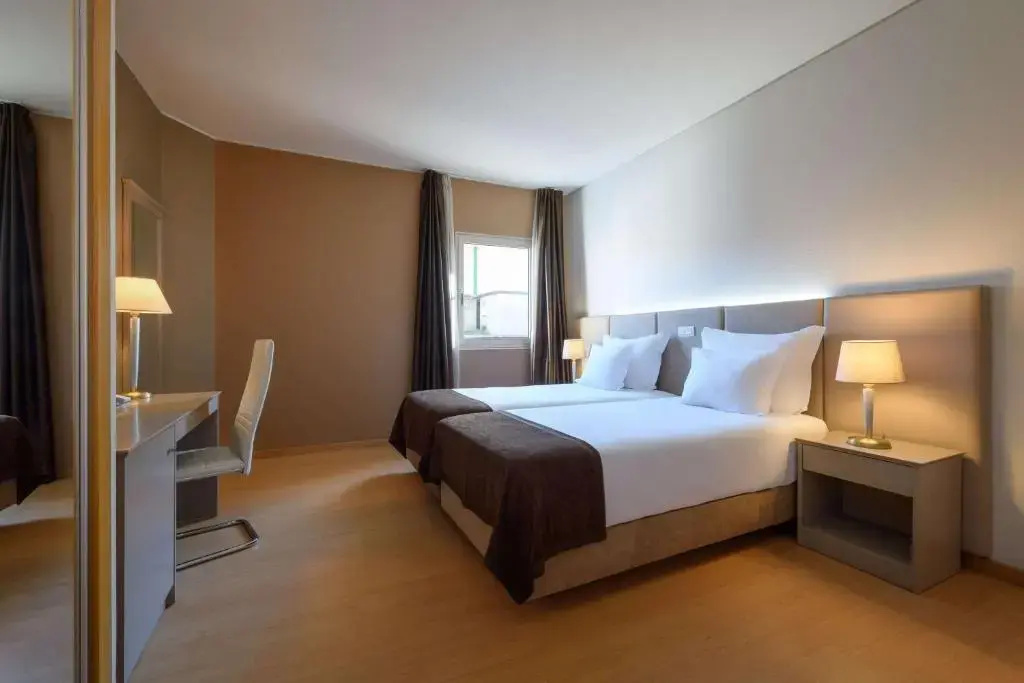 Deluxe Double room (twin beds)