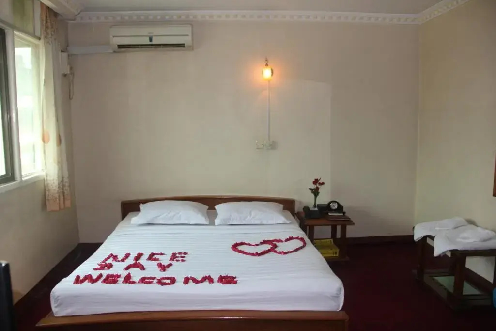 Superior Double room (full double bed)