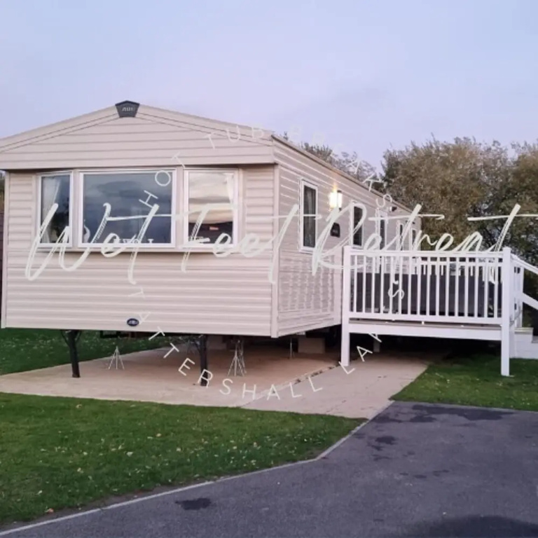 Inviting Luxury Caravan at Tattershall Lakes