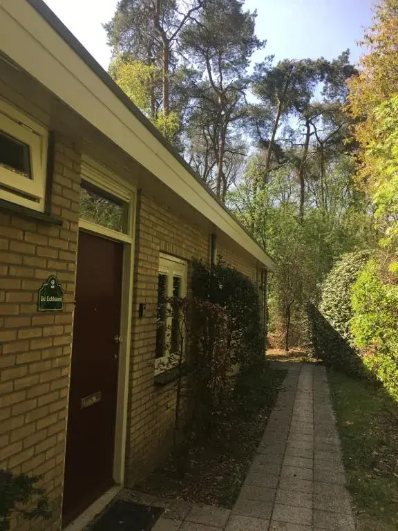 Geschakelde bungalow op de Veluwe "De Eekhoorn"