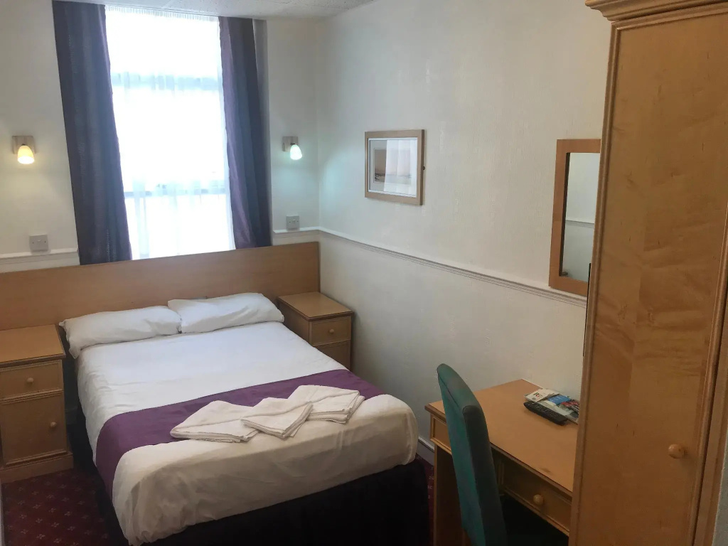 Standard Double room (full double bed)