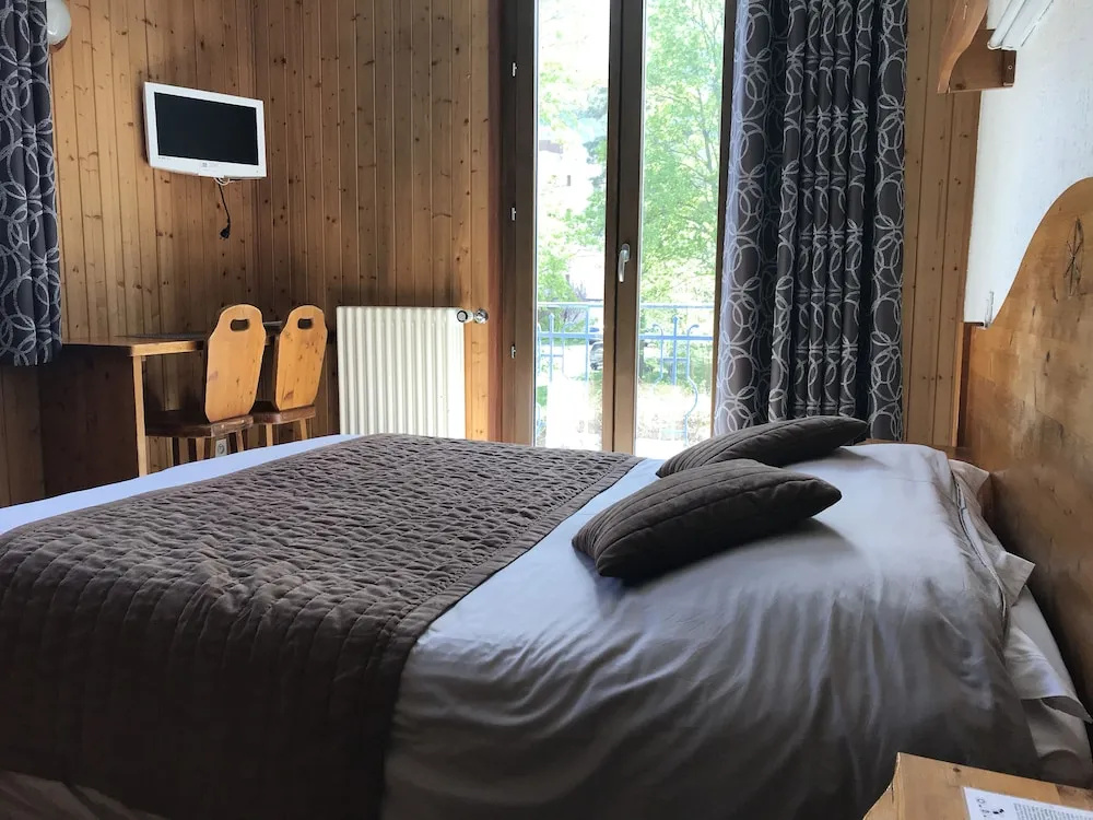 Voir la photo 2 — Hôtel des Lacs