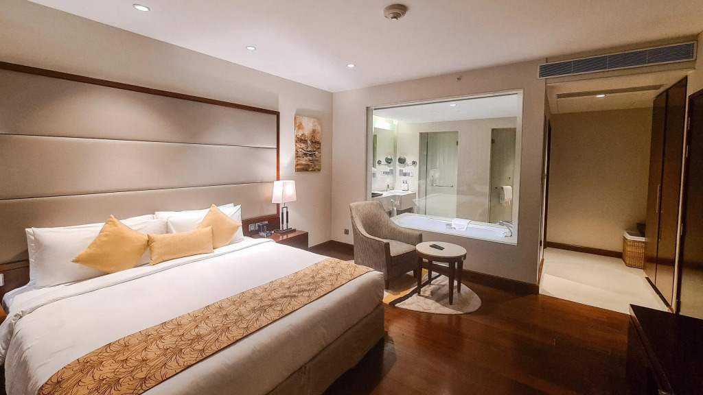 Crowne Plaza Kochi by IHG — фото 6