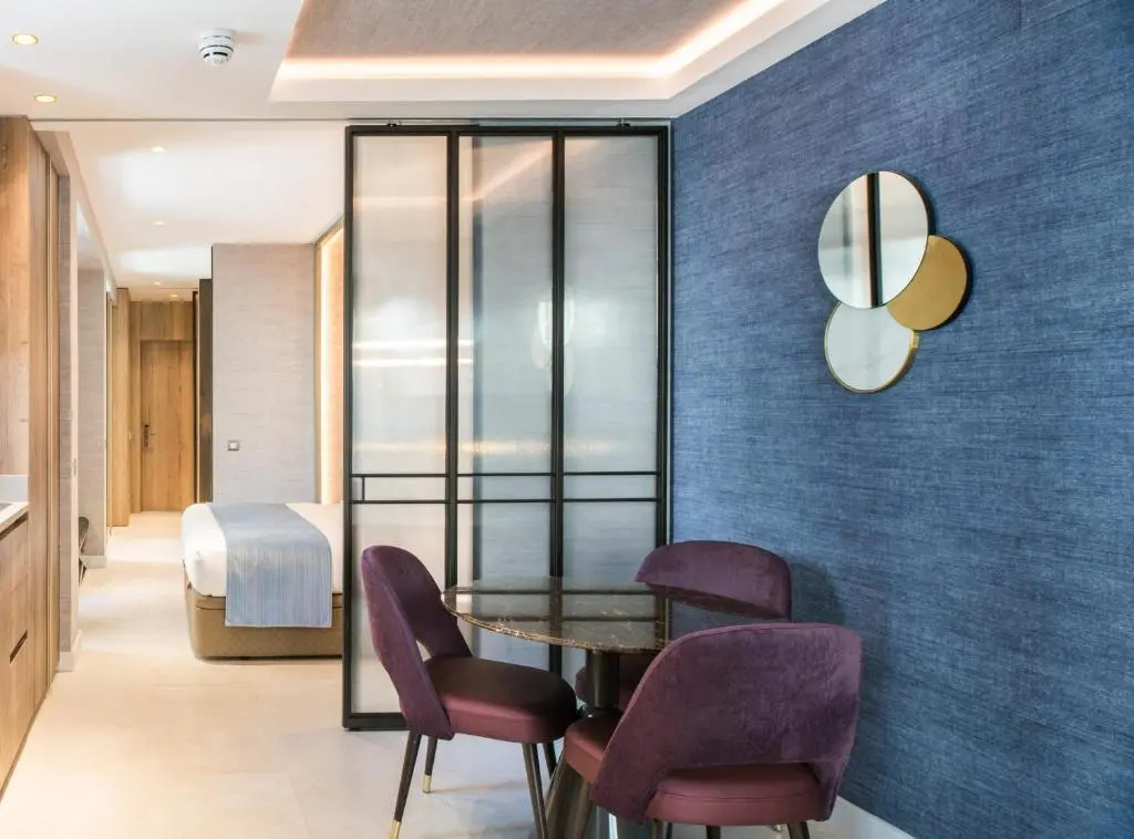 Superior Apartment