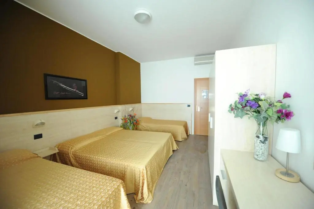 Standard Quadruple room
