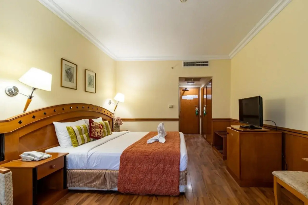 Отель City palace Hotel в Дубае
