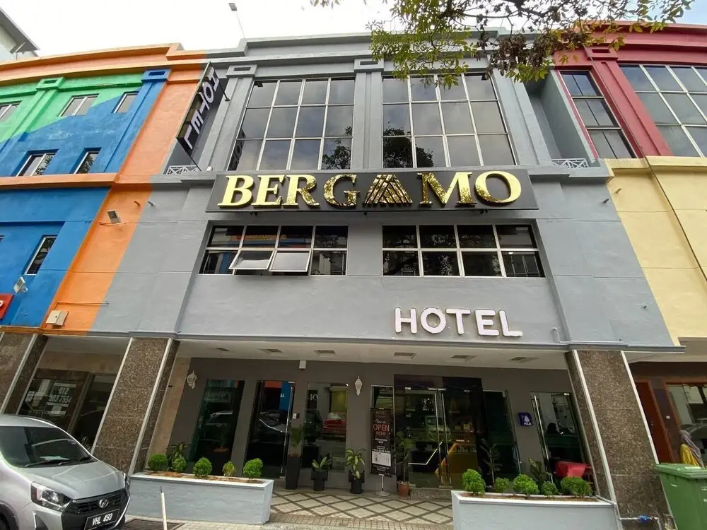 Bergamo Hotel — фото