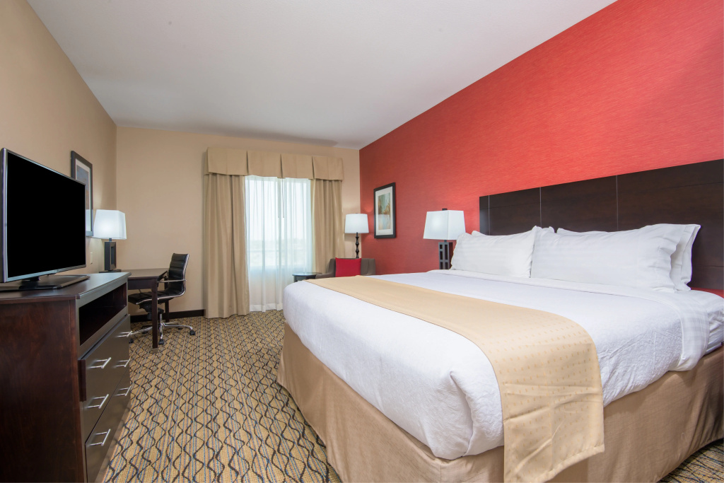 Holiday Inn Salina by IHG - Général