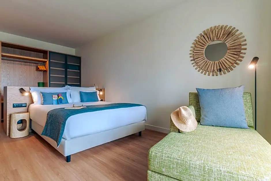 Sentido Double room with sea view (twin beds)