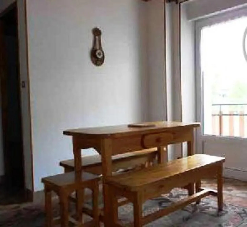 1 Bedroom Apartment with balcony