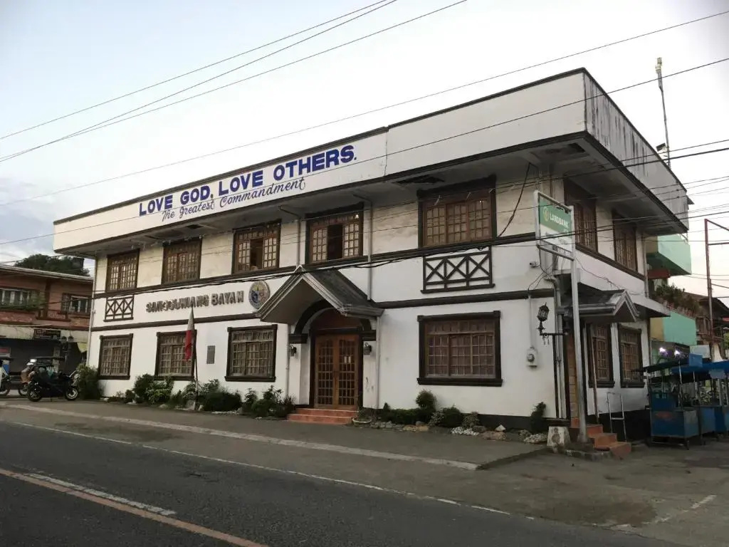Bolinao Transient House B