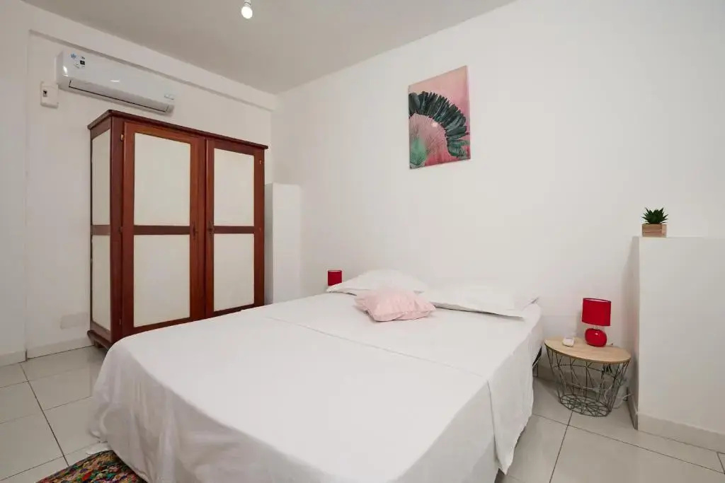 Double suite avec jacuzzi et vue panoramique - BED AND COFFEE CITY AND AIRPORT