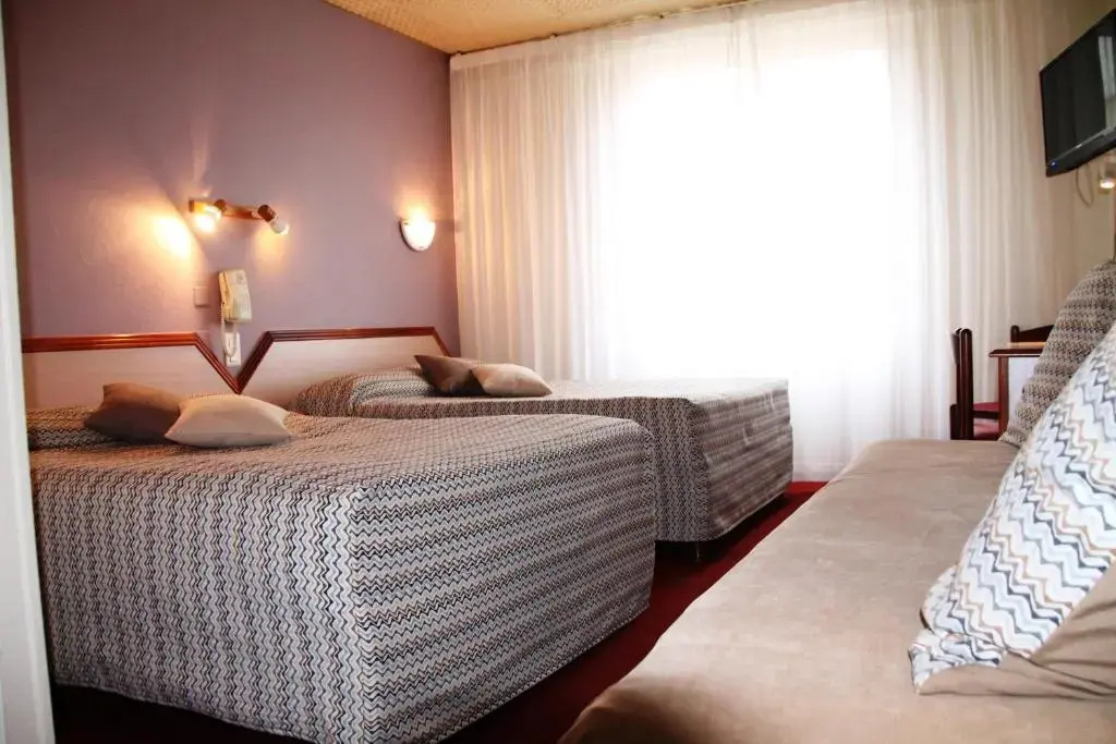 Logis Le Cheval Blanc et Clovis - Chambres