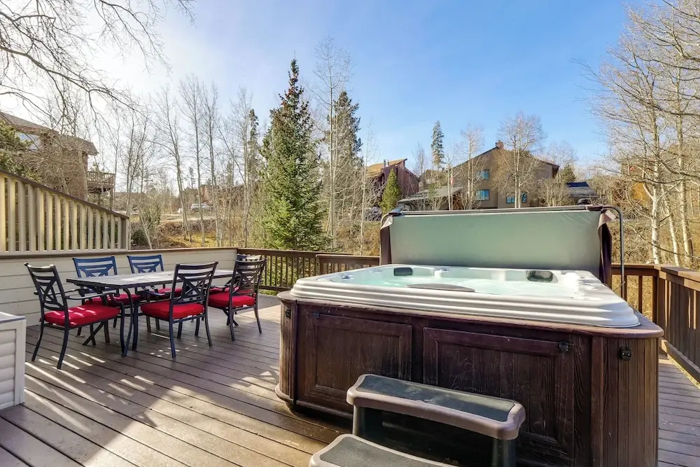 Private Deck & Hot Tub: Silverthorne Home!