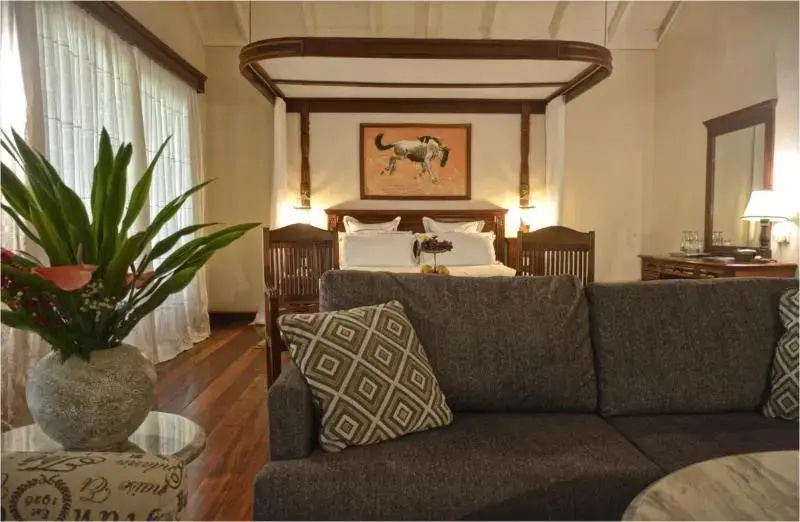 Deluxe Suite with balcony