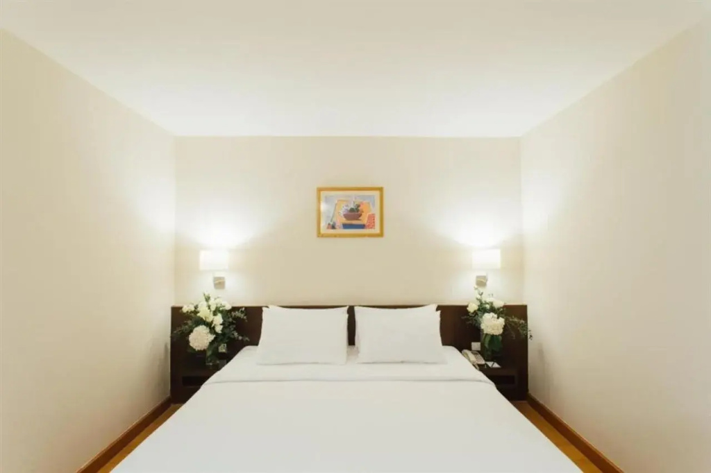 Seasons Siam Hotel — фото