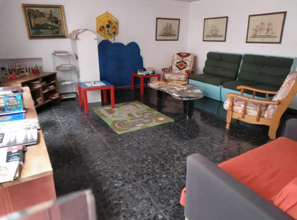 Lobby & Reception