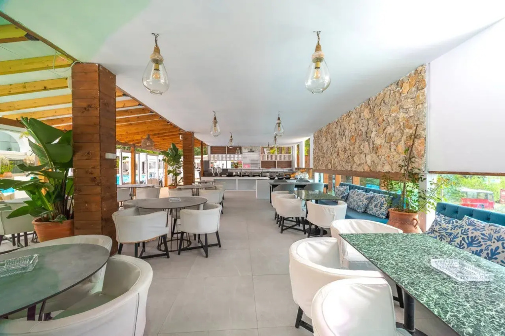 Hotel photo 18