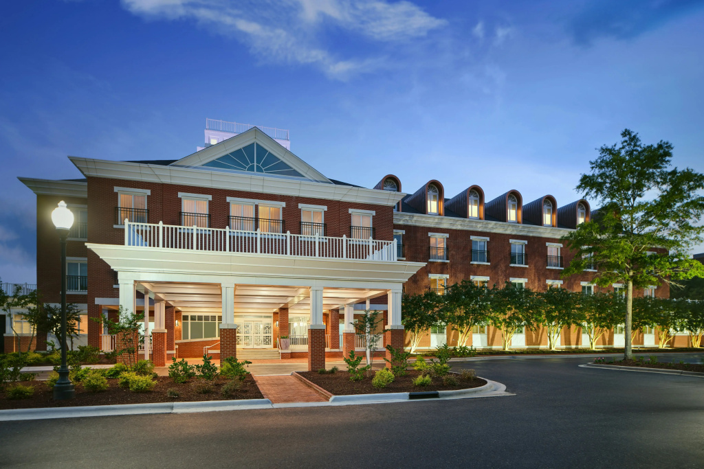 Tryon Riverfront Inn New Bern Tapestry Collection