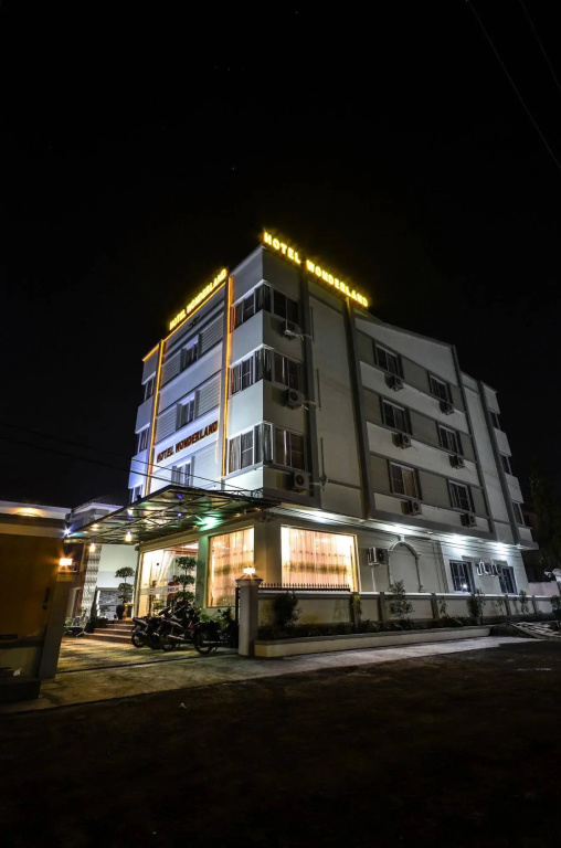 Hotel Wonderland
