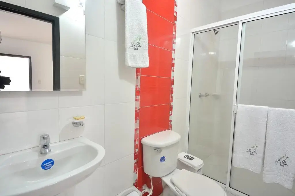La Pera Hotel - Chambres