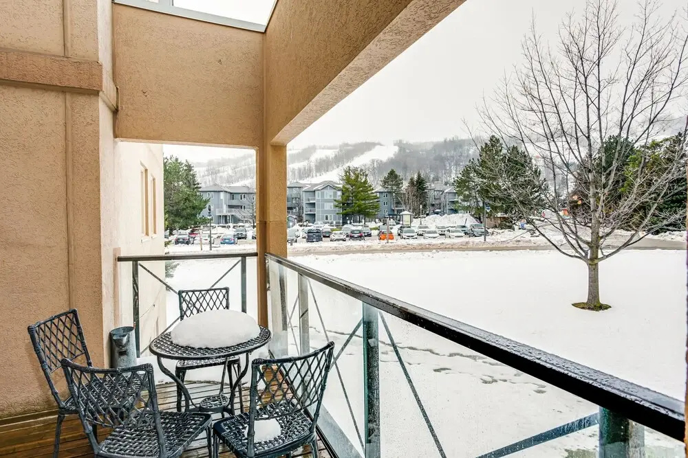 Balcony & Terrace