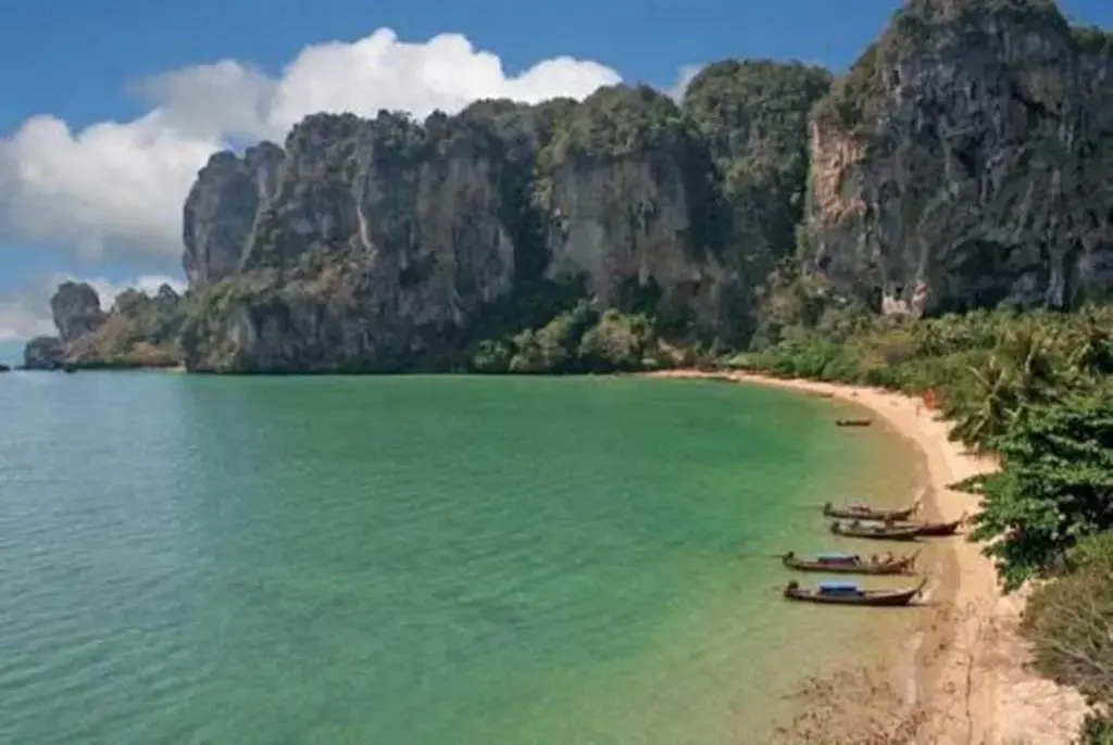 Tonsai Bay Resort - Général