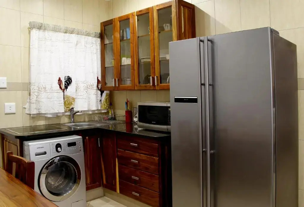 標準雙人房，配有大床